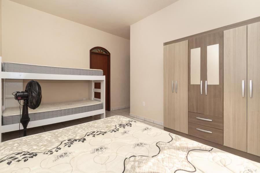 Апартаменты Residencial Ipe Amarelo Бомбиньяс Экстерьер фото